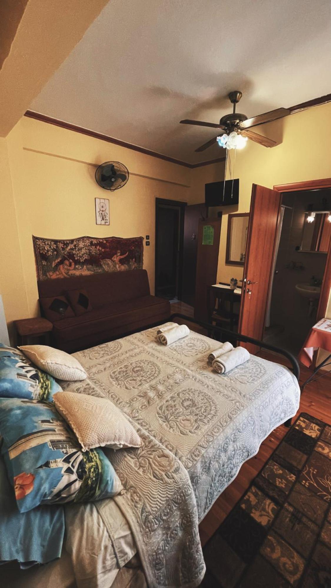 Olympiades Rooms Litochoro Exterior photo